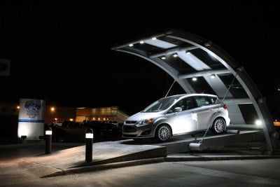 Scenes from America’s largest automobile display 8