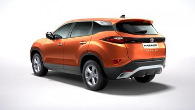 Tata Harrier vs Tata Safari Storme: Siblings’ street presence as compared 8