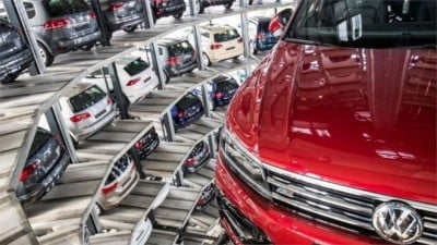 Volkswagen and Ford team up on self-riding and electric powered cars 8