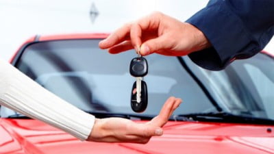 Japanese vehicle condo corporations find out new trend of renting cars for a nap or quiet lunch 11