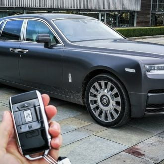 ROLLSING IN IT Teen, sixteen, arrives at prom in a Rolls-Royce embellished with 4 MILLION Swarovski crystals 3