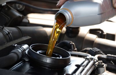 Select Quincy Compressor Oil for Your Air Compressors 8